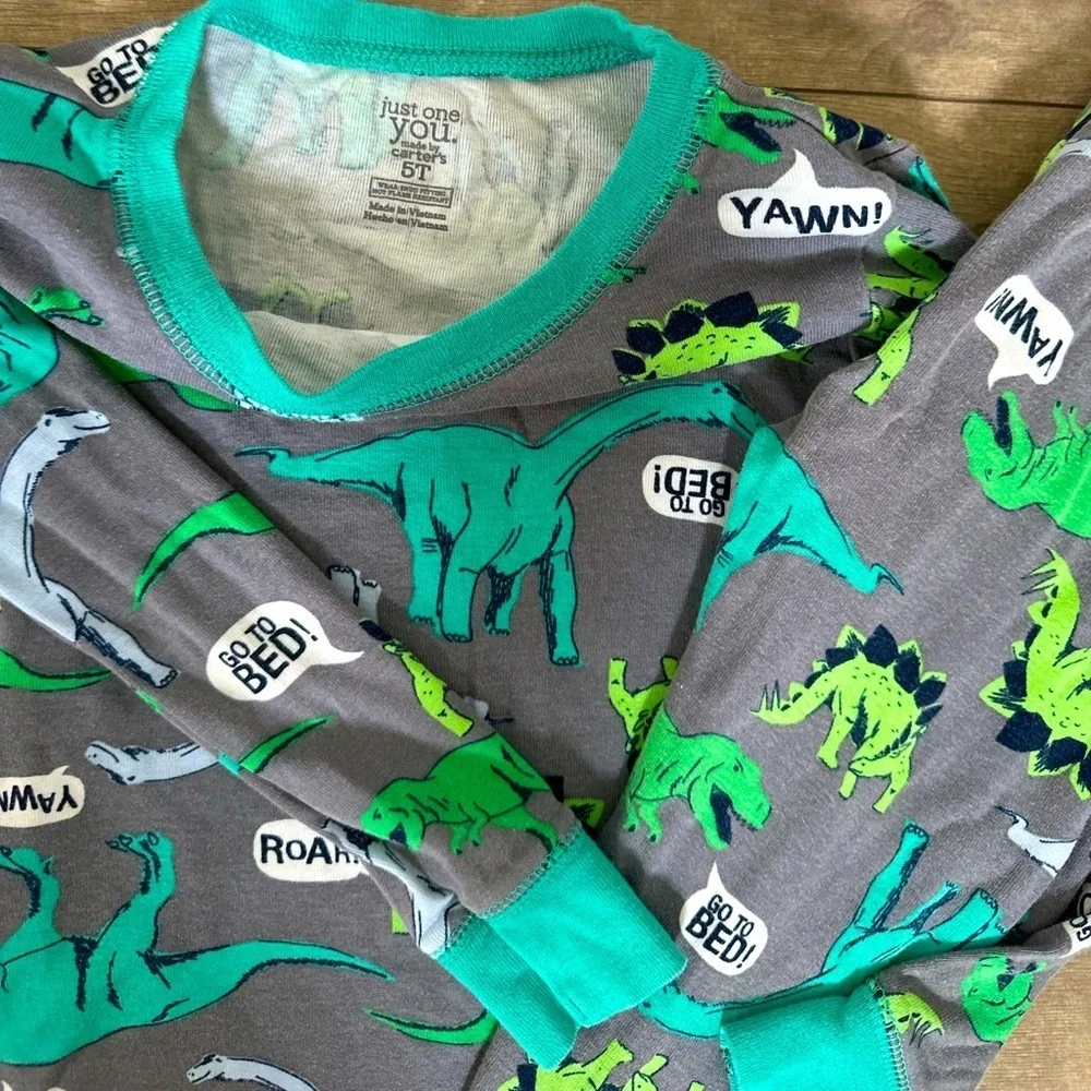 Carter’s 5T Toddler Boy Dinosaur 2 Pc Pajama Set Ultra Soft Stretchy